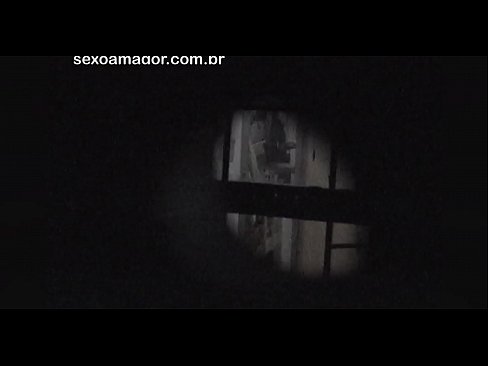 ❤️ Blondie bliver hemmeligt videooptaget af en voyeur fra nabolaget gemt bag hule mursten ️❌ Porn video at da.myinvest.top ❤